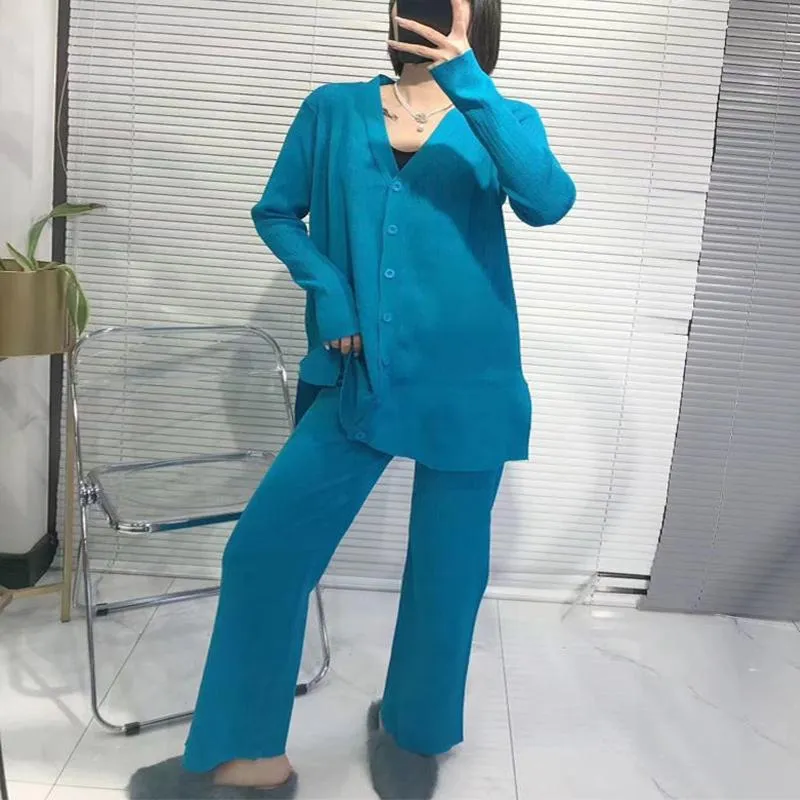 2021 Spring and Autumn Knitted Suit V-neck Cardigan Jacket   Casual Straight Wide Leg Pants Two-piece Female