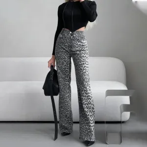 Amanda Leopard Straight Jeans