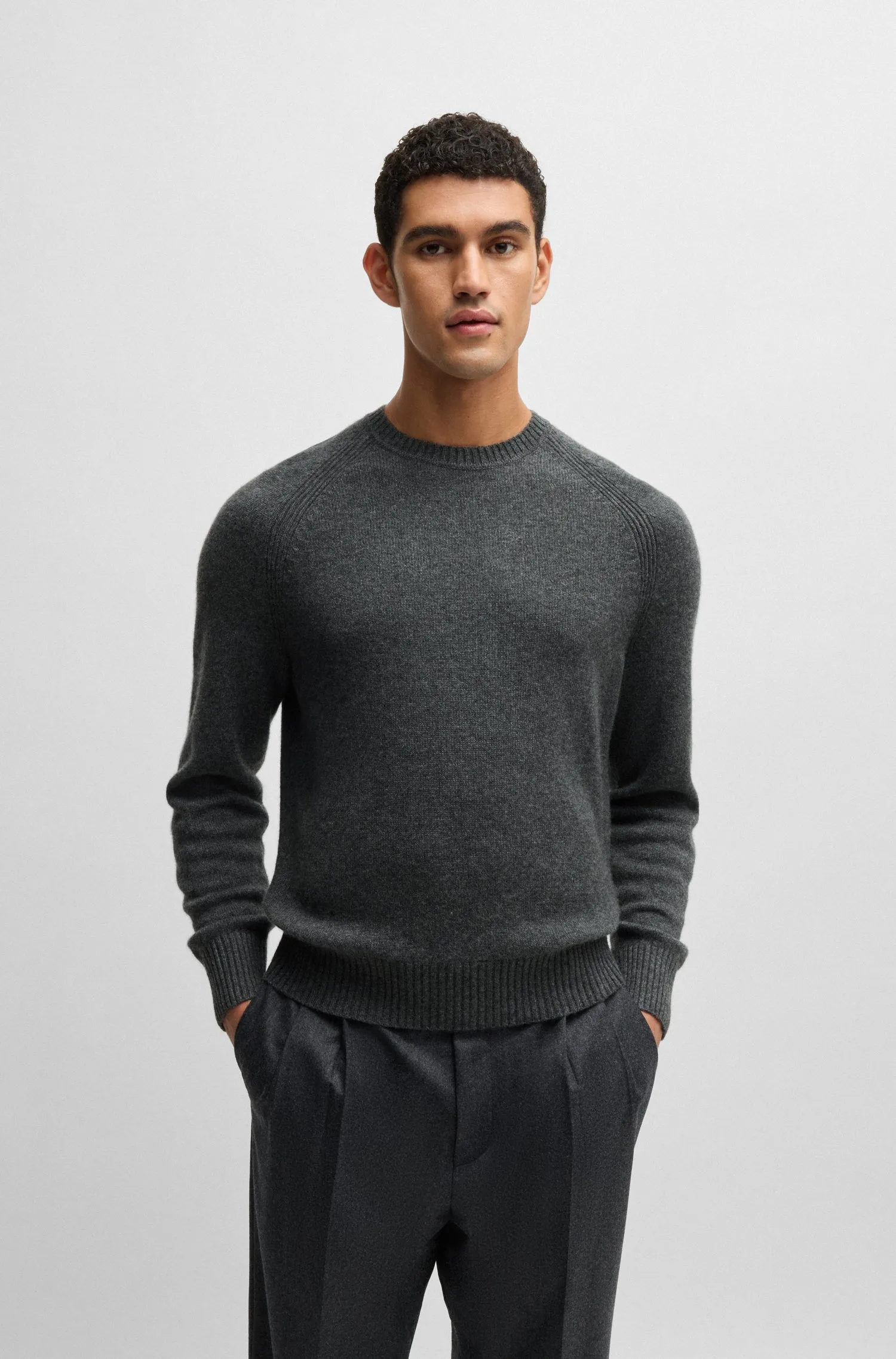 BOSS Sweaters Regular Fit in Wool - H-EMALVO 10265480 01-50526836