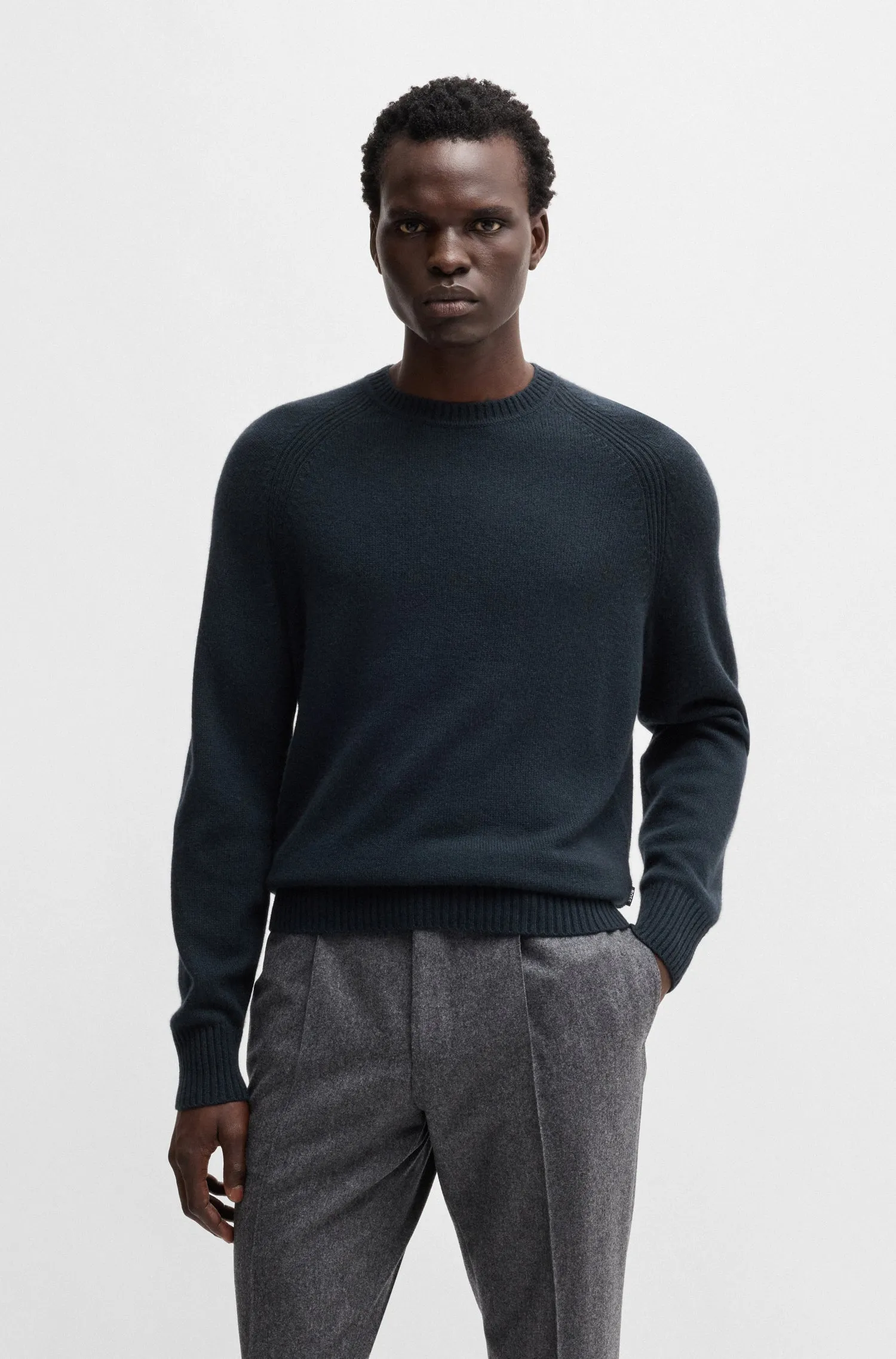 BOSS Sweaters Regular Fit in Wool - H-EMALVO 10265480 01-50526836