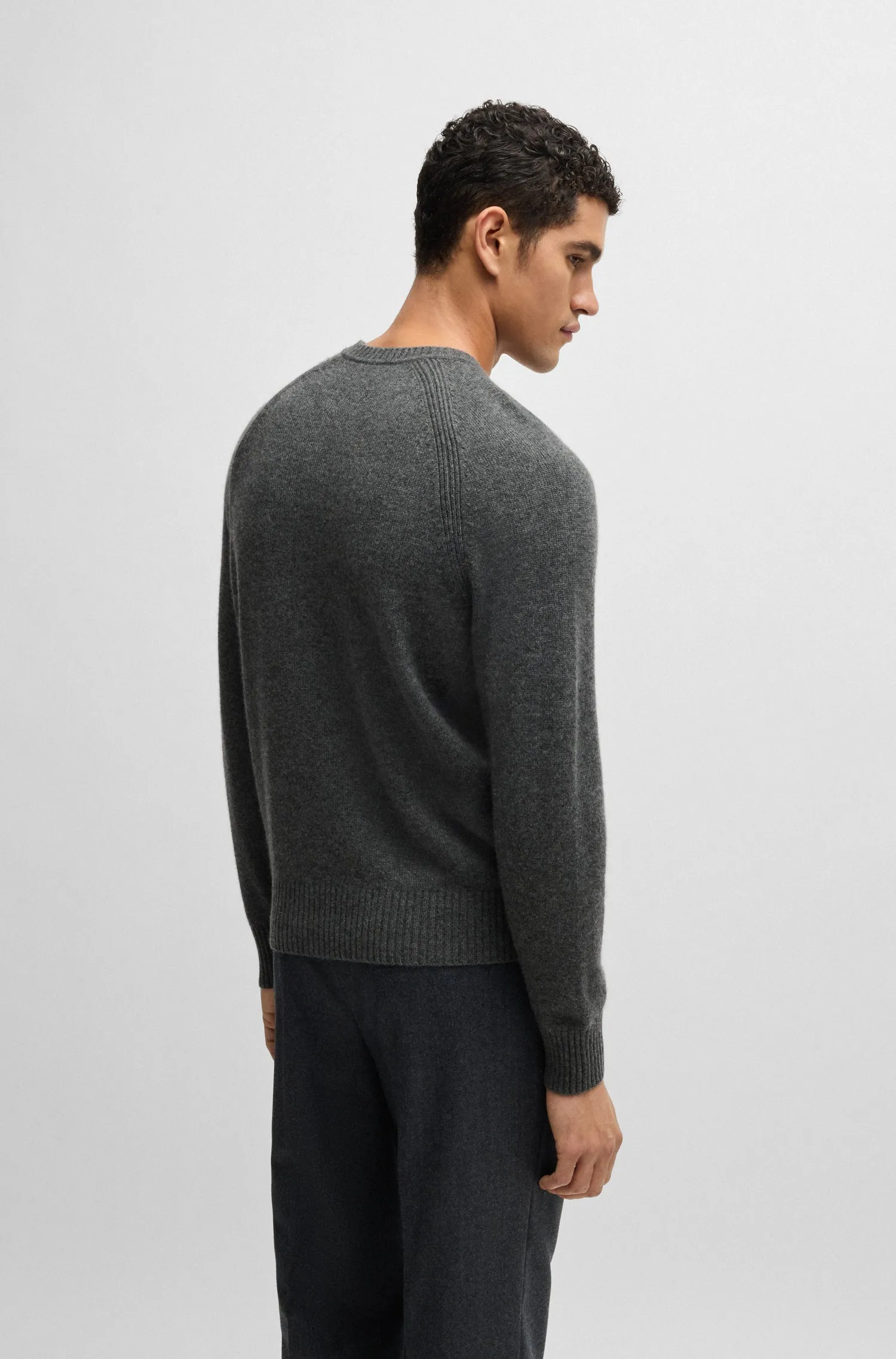 BOSS Sweaters Regular Fit in Wool - H-EMALVO 10265480 01-50526836