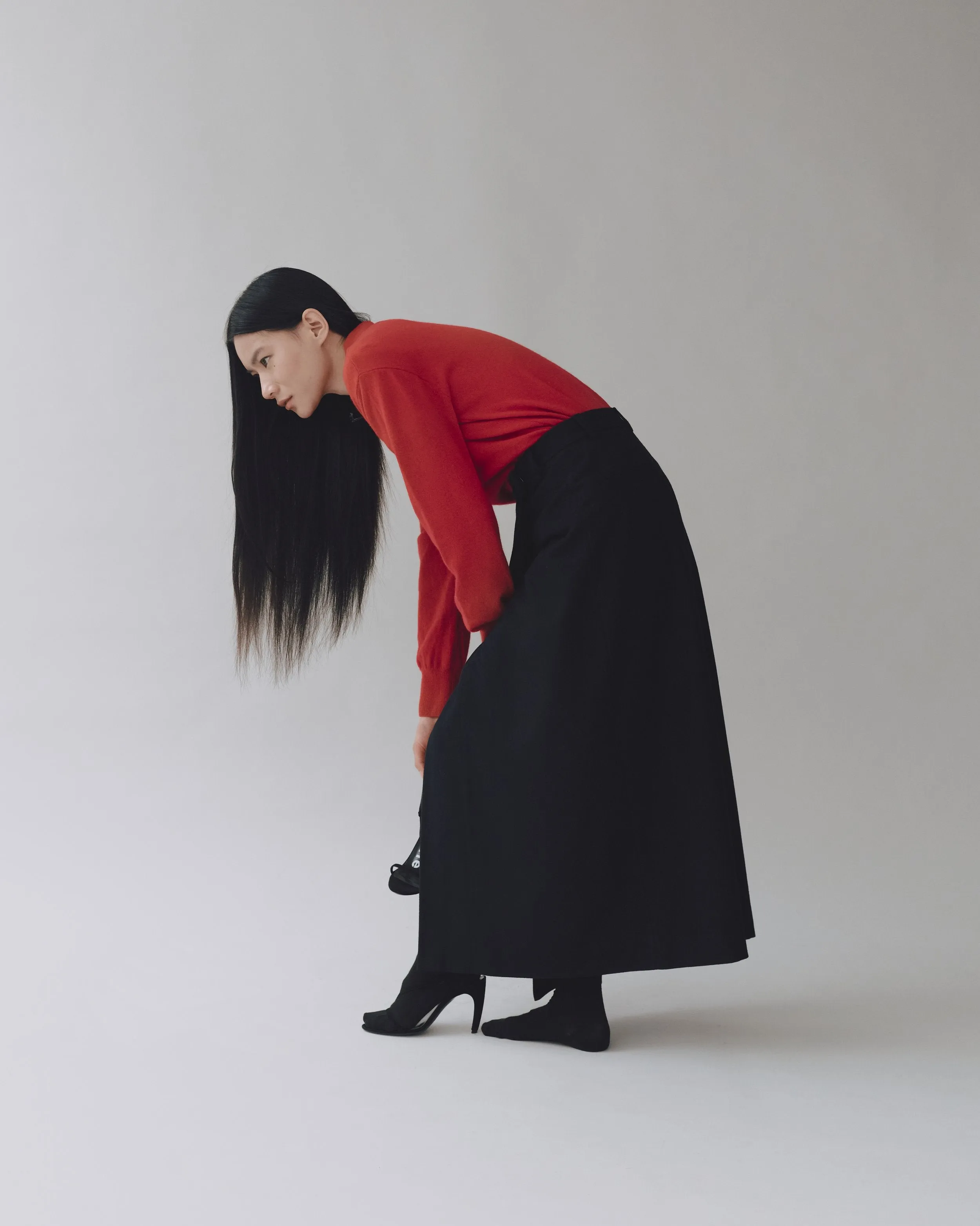 CASHMERE BLEND POLO SWEATER