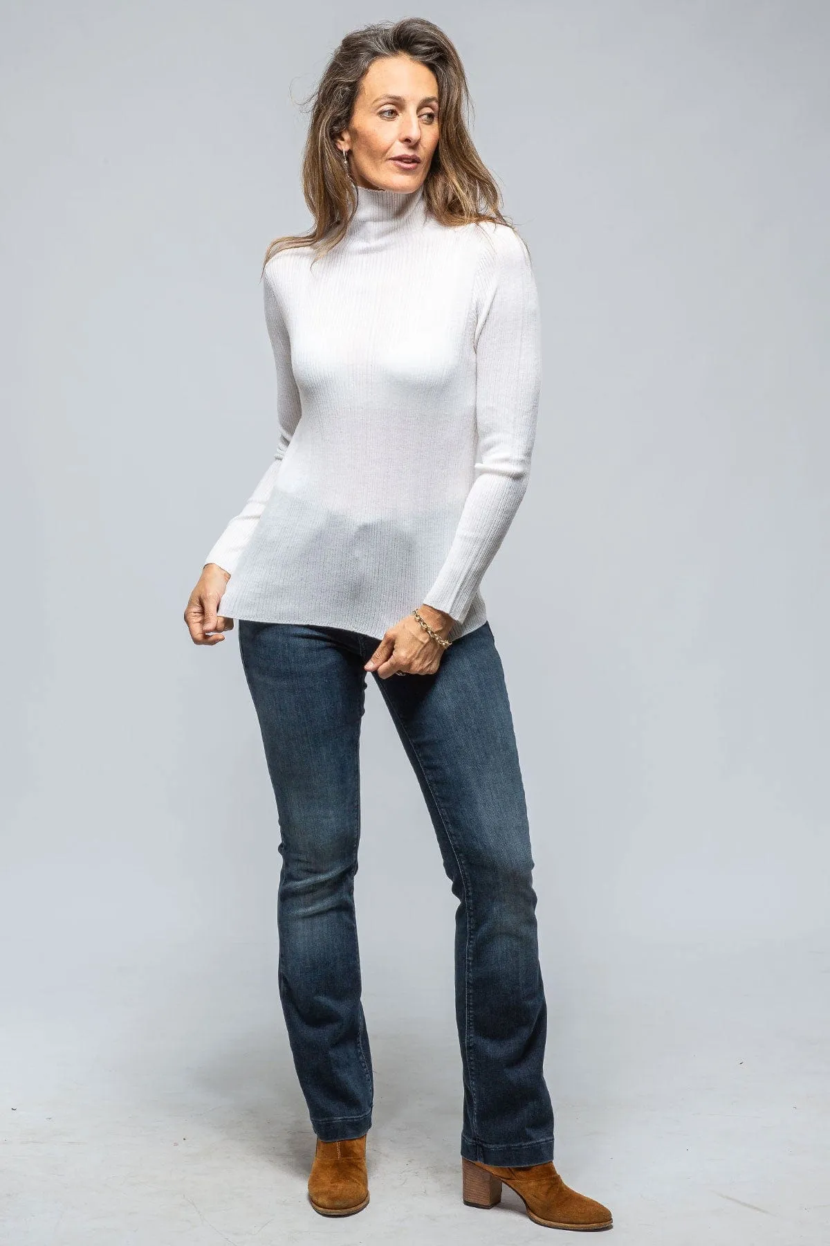 Celia Ribbed T.Neck Top In White