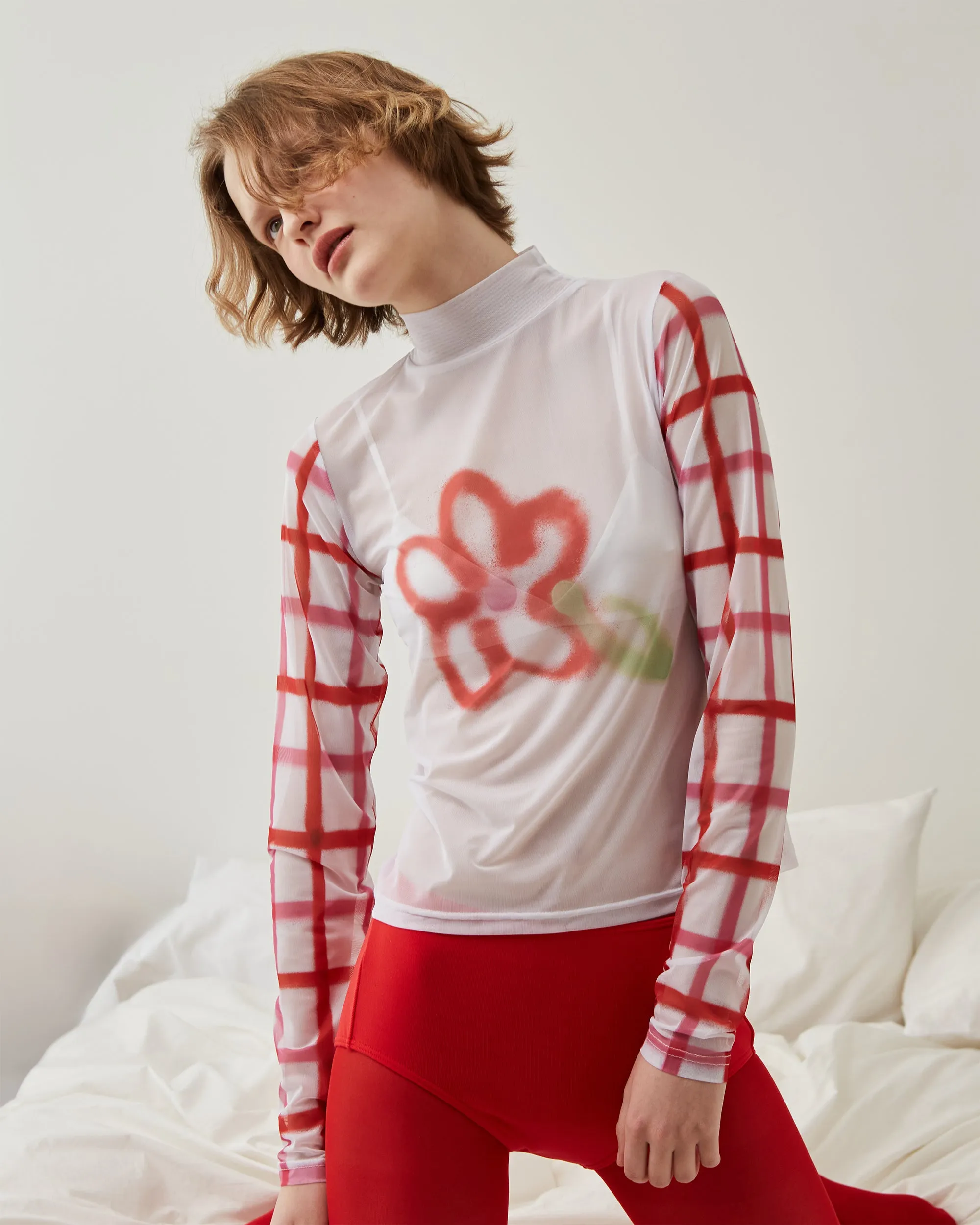 Check sleeve spray flower see-through tops (high neck)