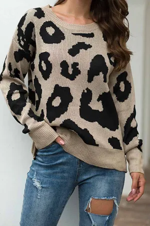 Chicindress Loose Style Leopard Sweater