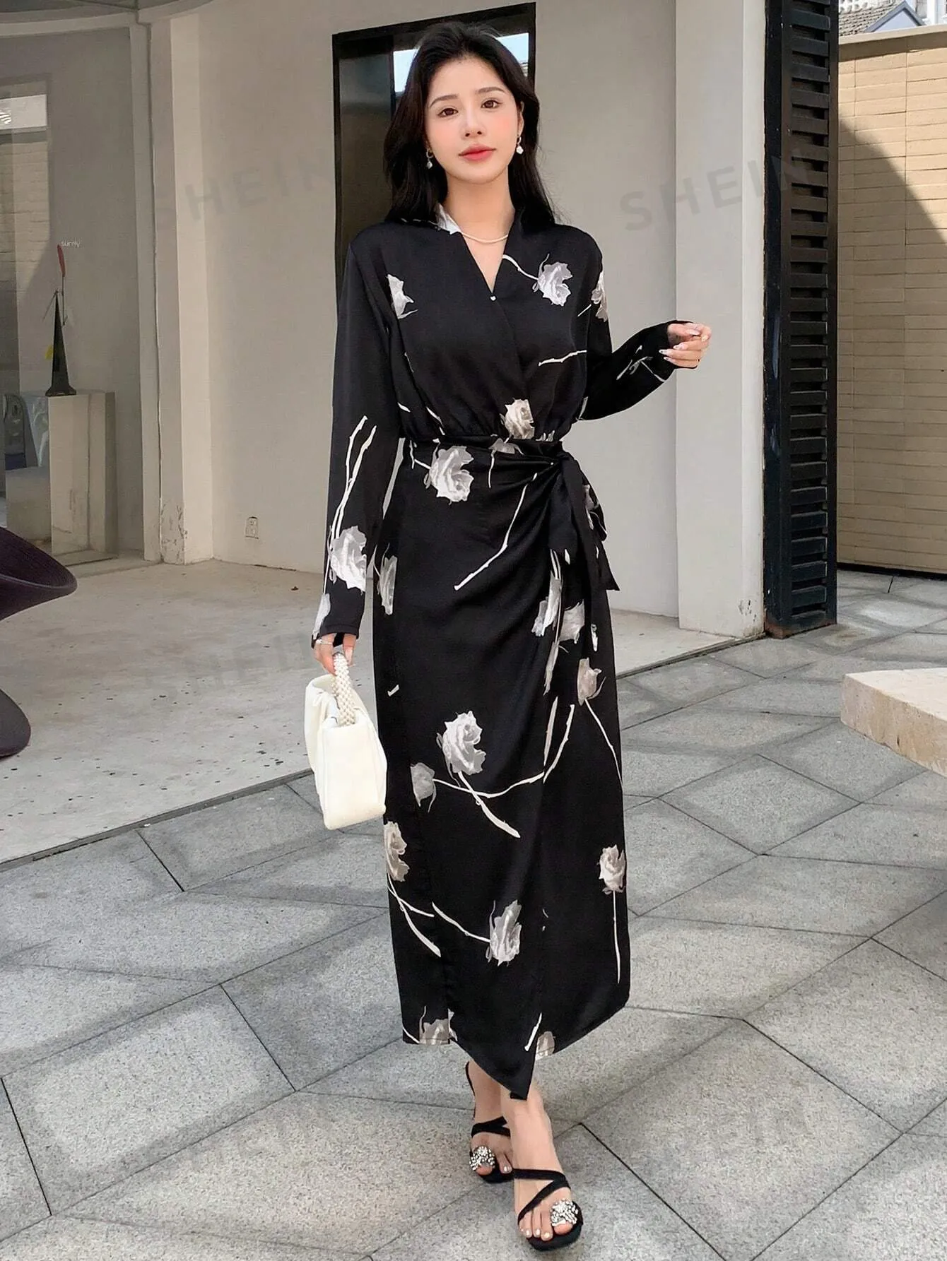 DAZY Floral Print Knot Side Wrap Dress
