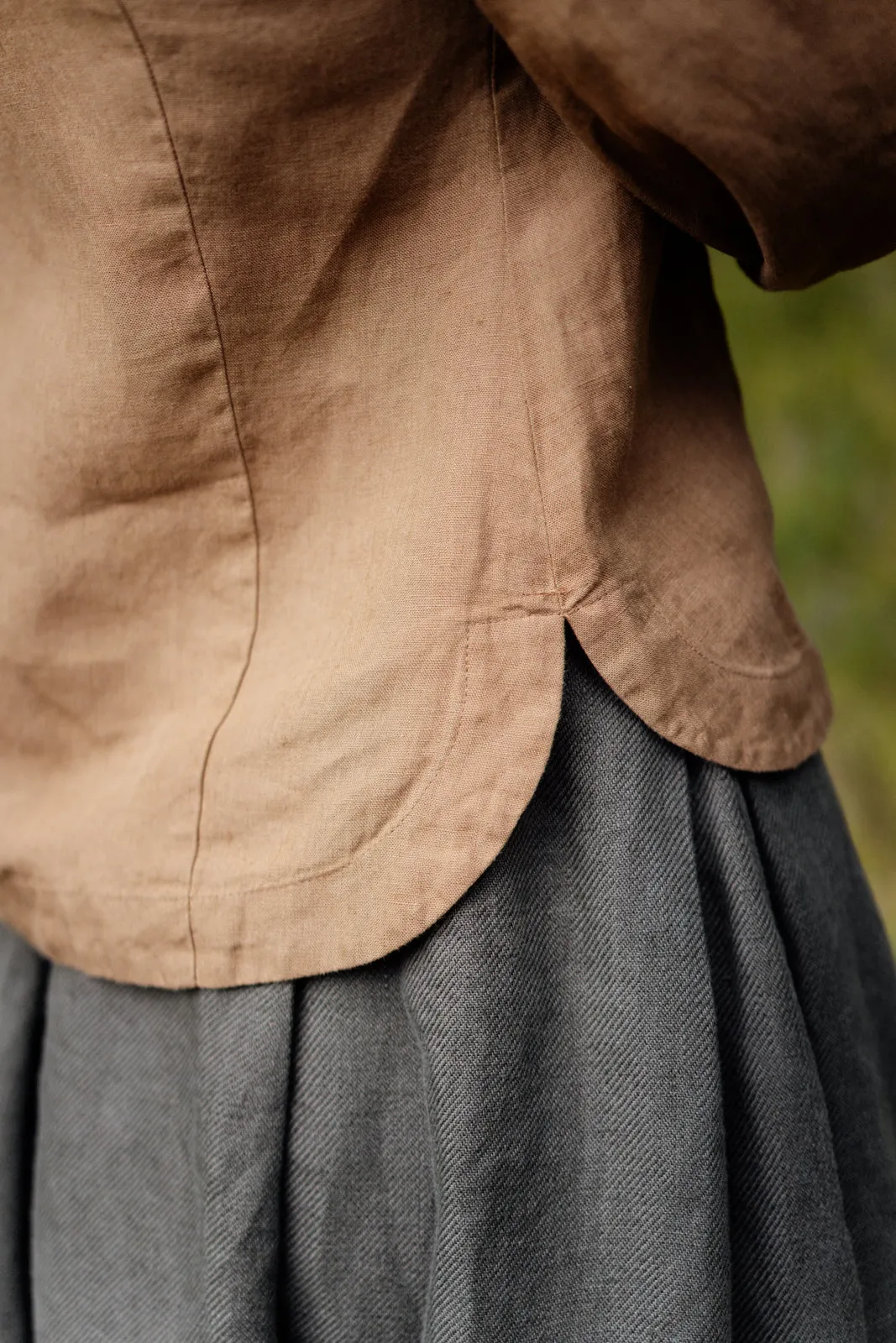 Fitted Sophie Shirt, Long Sleeve, Hemp, Camel Brown