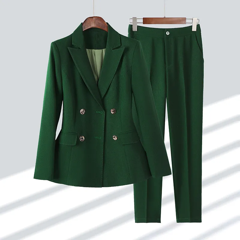 Grace - Elegant Suit