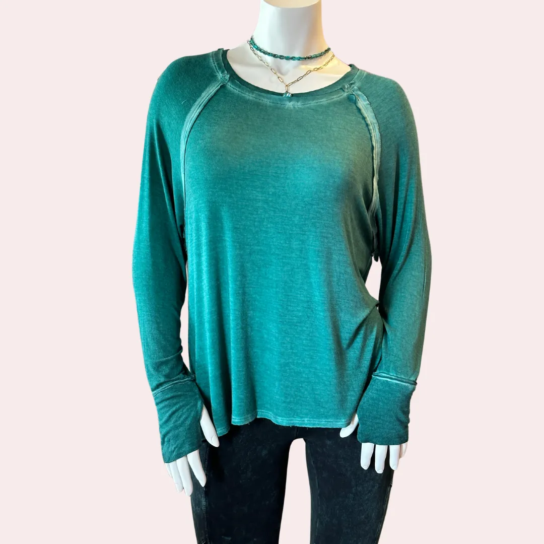 Hunter green long sleeve top with thumb hole cuffs