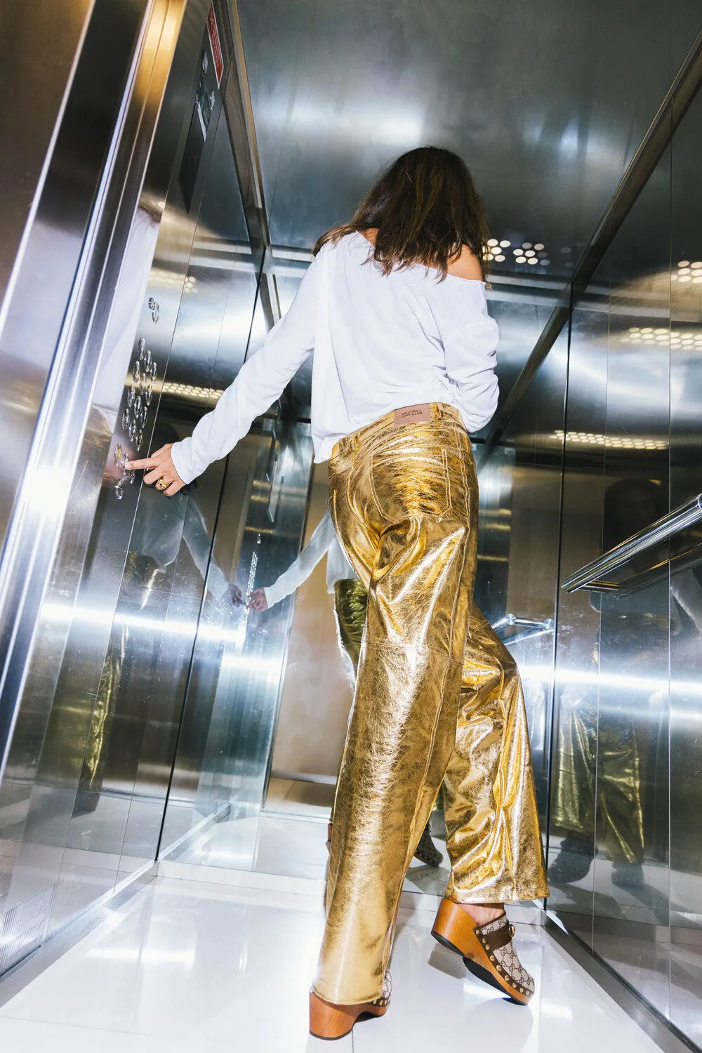 ICONIC GOLD
