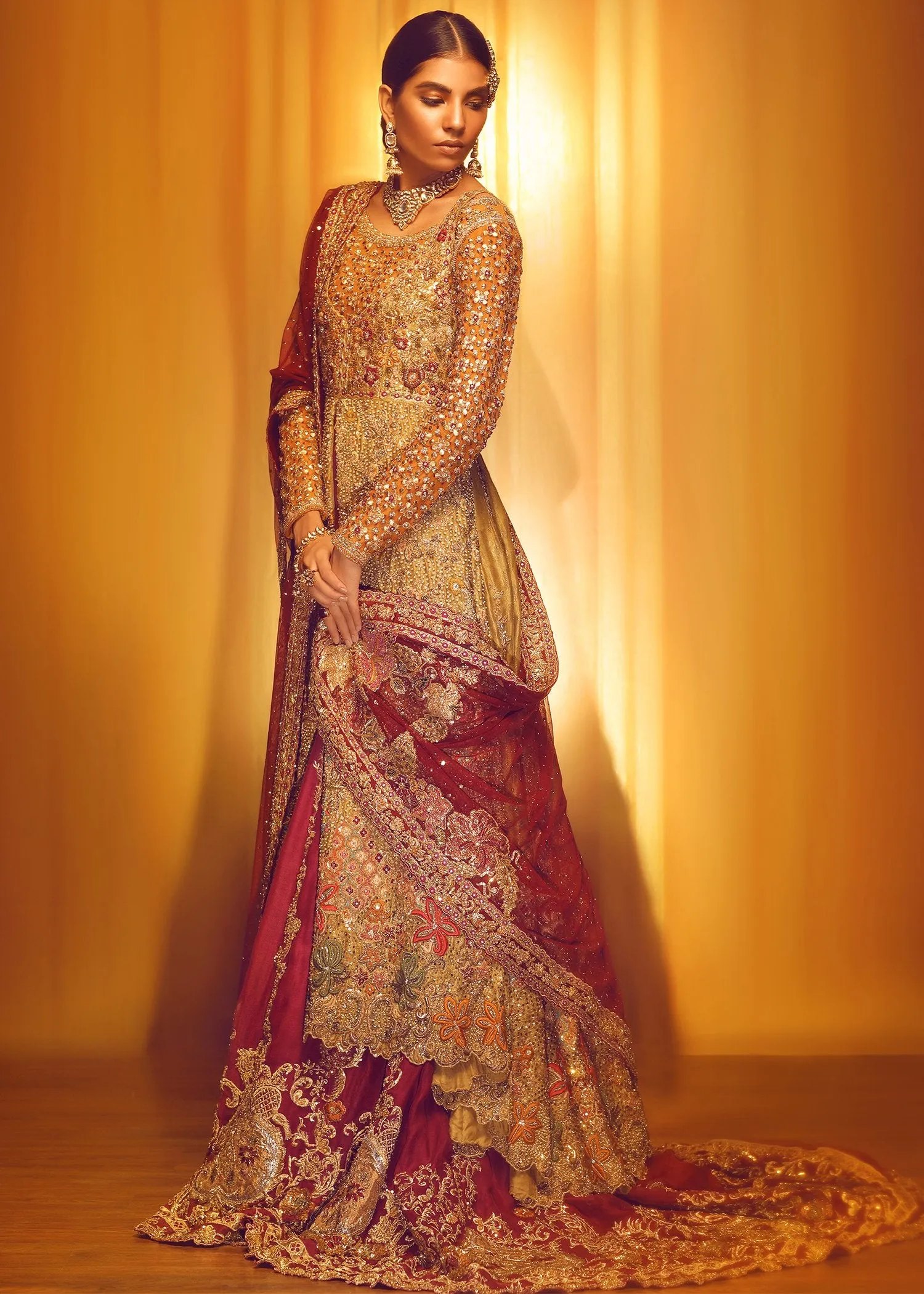 Latest Pakistani Heavy Bridal Lehnga for Wedding #J5144