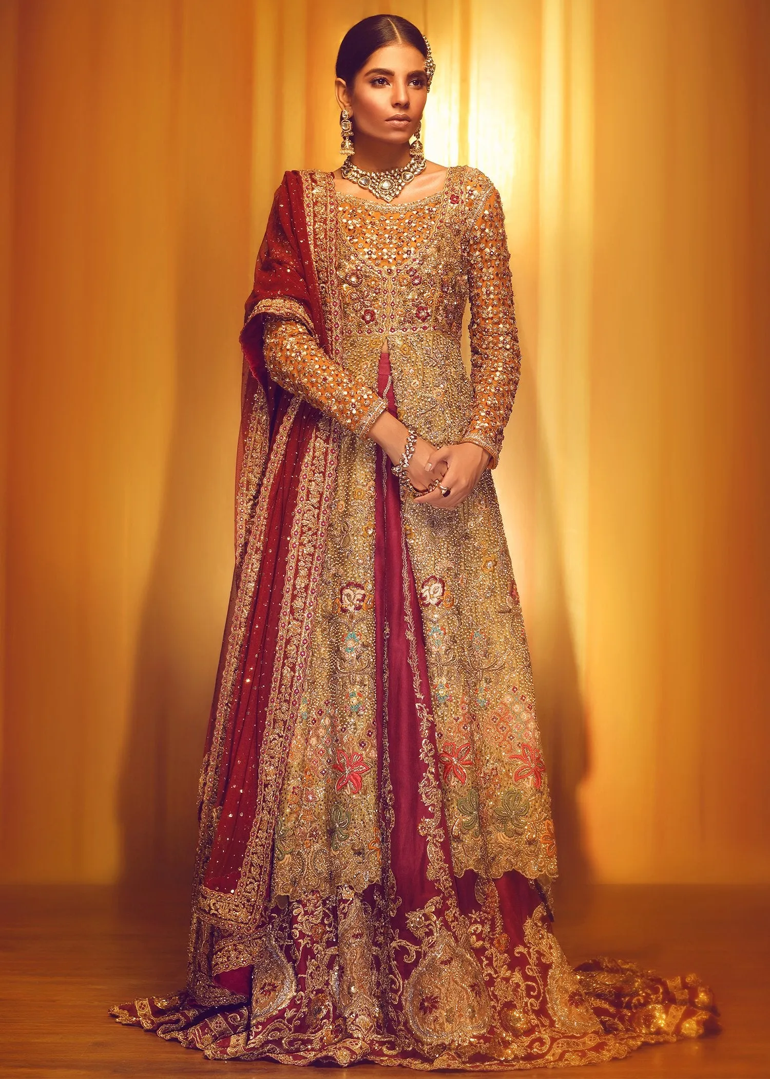 Latest Pakistani Heavy Bridal Lehnga for Wedding #J5144