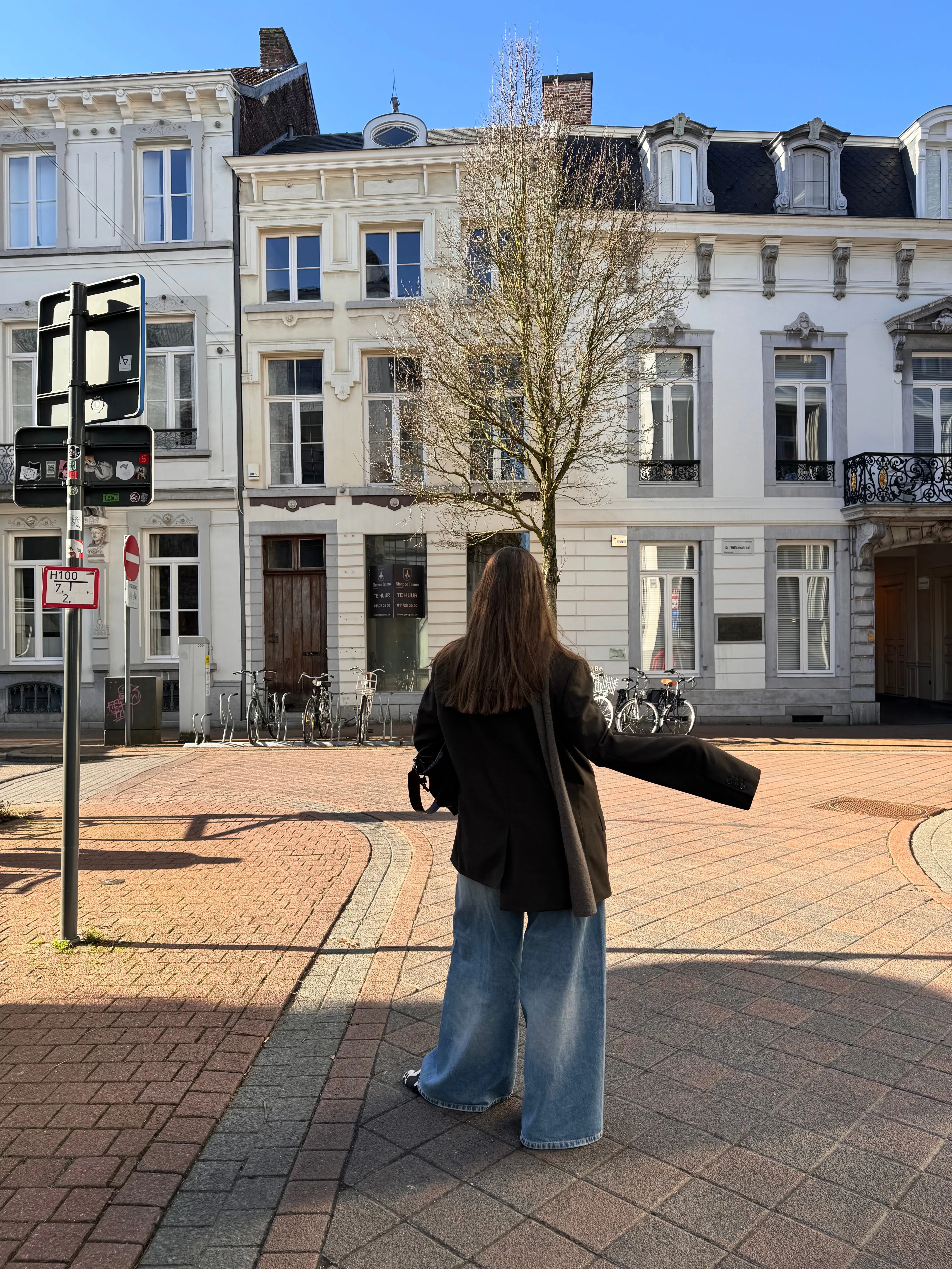 “LE COLIER ASYMETRIQUE,, upcycled blazer