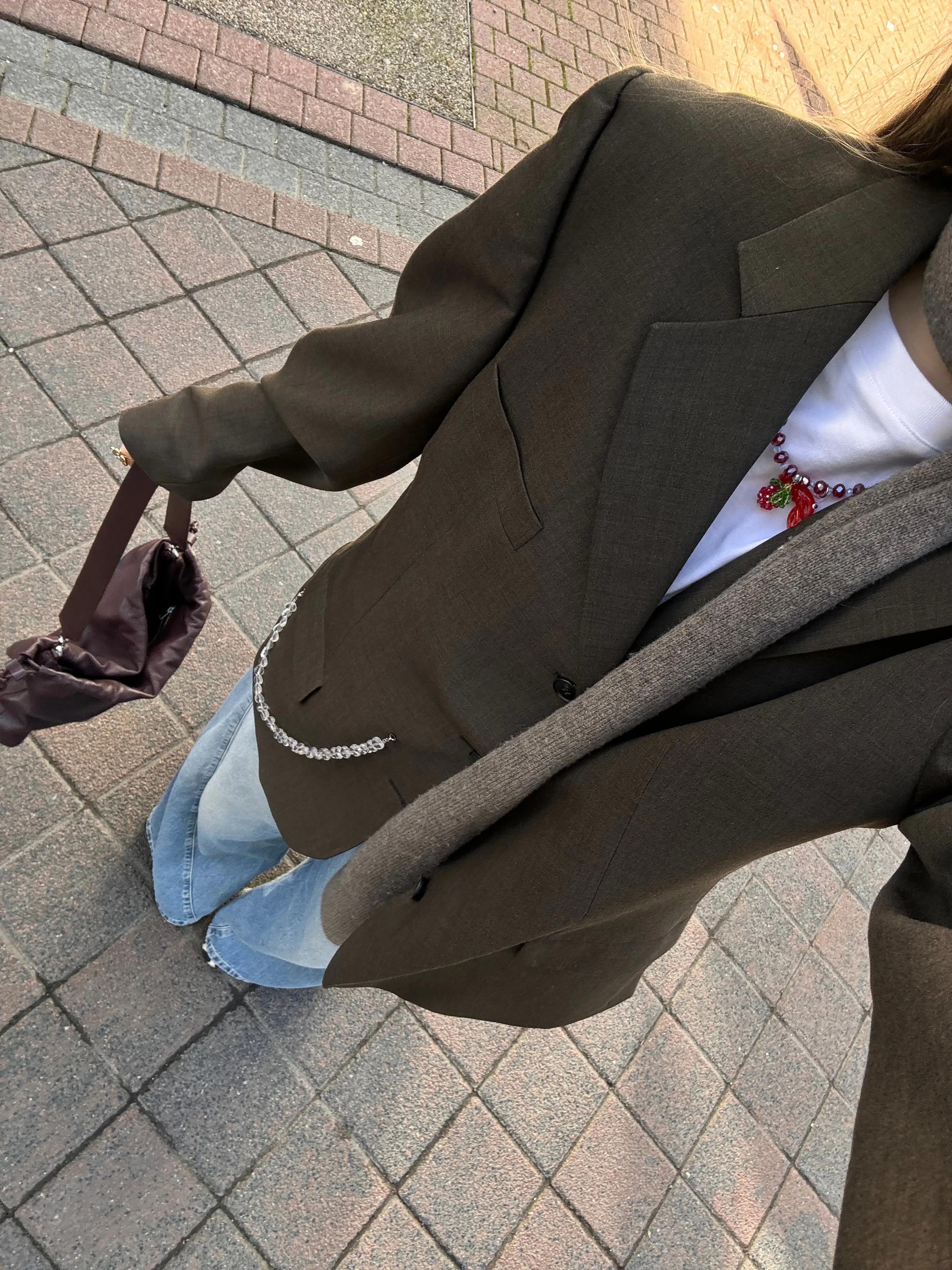 “LE COLIER ASYMETRIQUE,, upcycled blazer