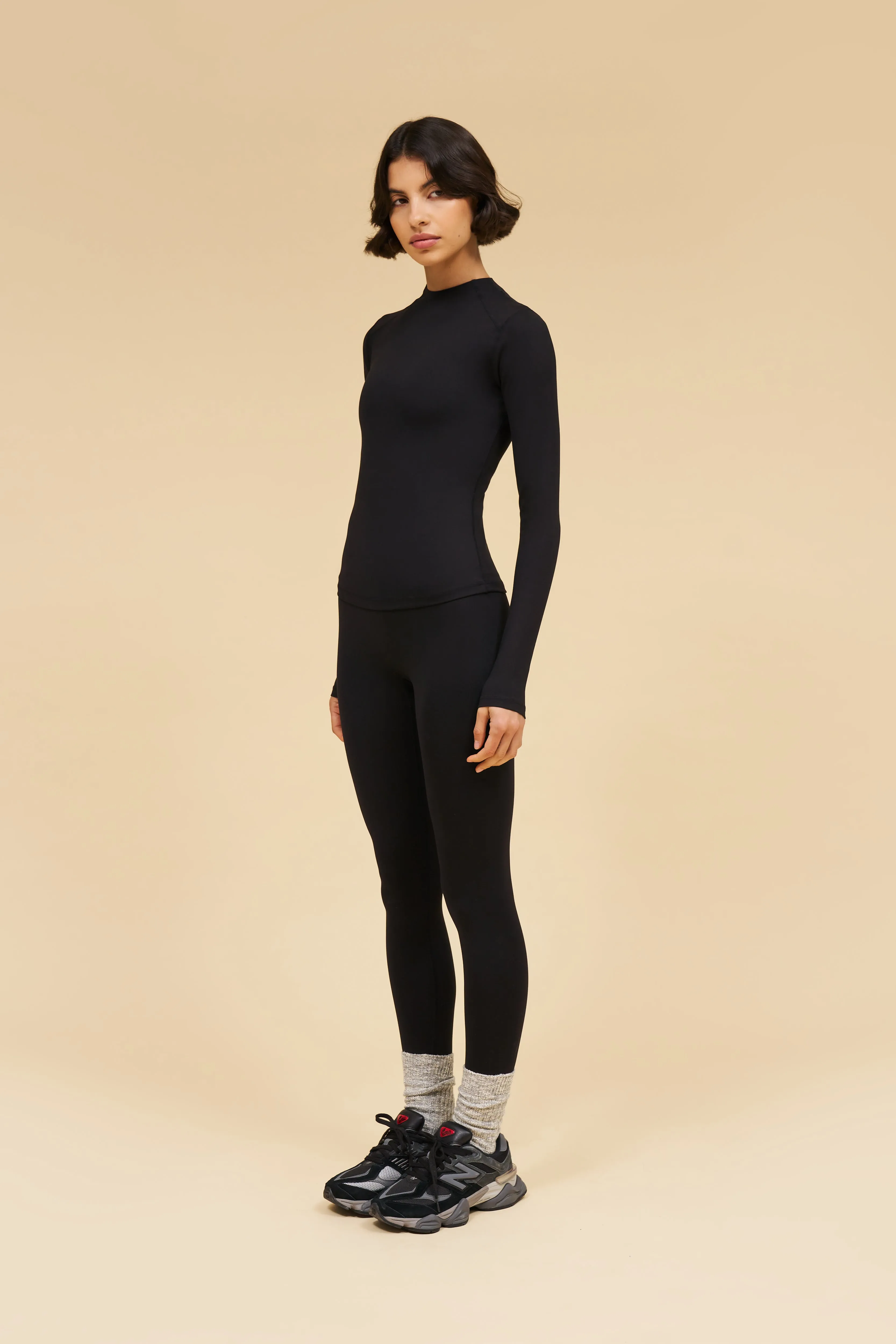 LONG SLEEVE MOCK NECK TOP
