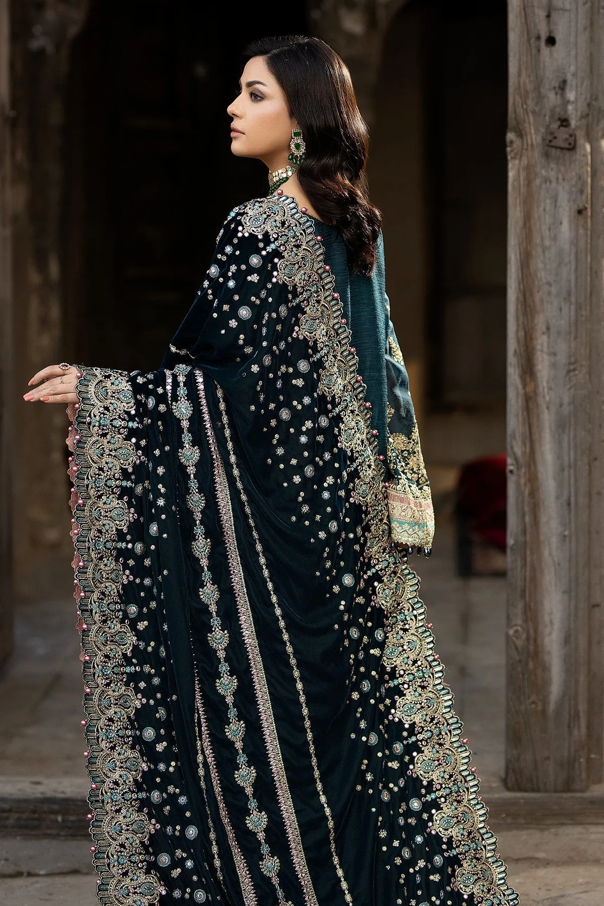 Navy Blue Embroidered Pakistani Wedding Dress Kameez Trousers Shawl