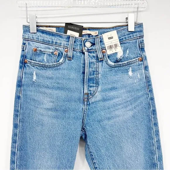NWT Levi’s Wedgie Straight Leg High Waist Distressed Jeans 24 Jazz Devoted Wash