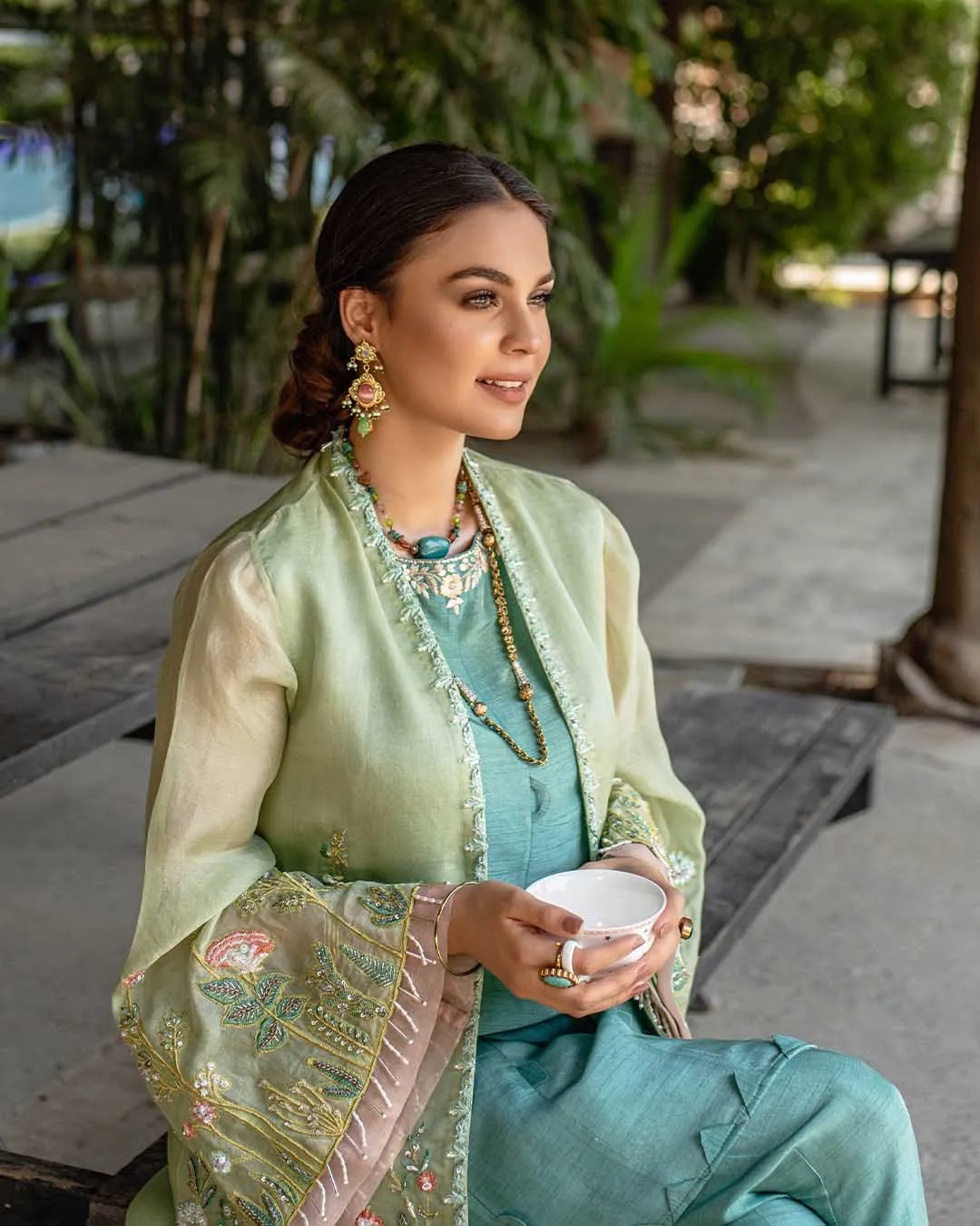 Pakistani Party Wear Organza Salwar Kameez Ladies Suit