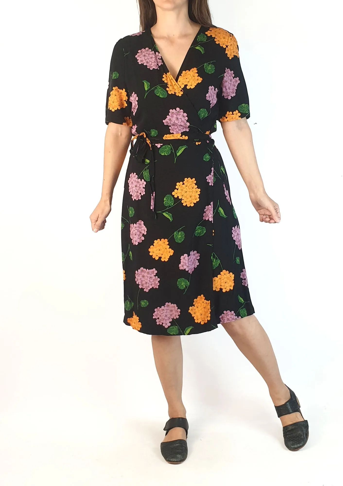 Princess Highway colourful hydrangea print wrap dress size 8