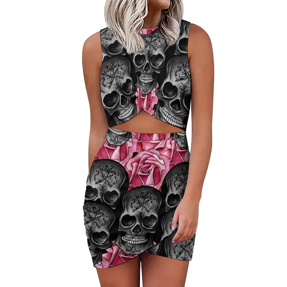 Show off Your Bad-Girl Confidence With This Stylish Women's Black Skull Pink Roses Navel-Baring Dress