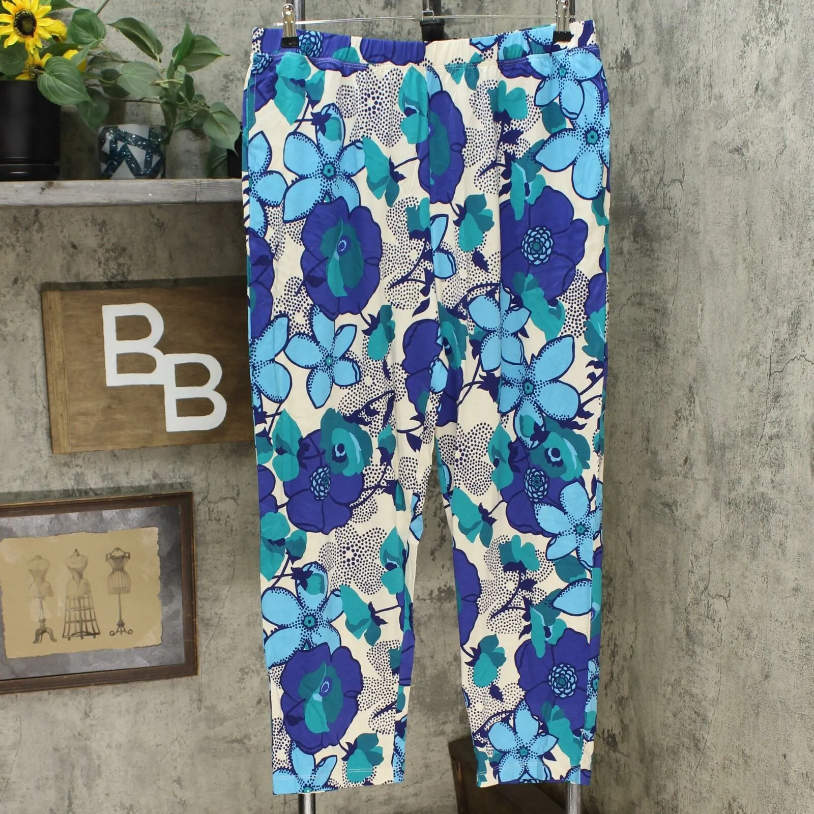 Stan Herman Women's Silky Vintage Floral 2-Piece Lounge Set