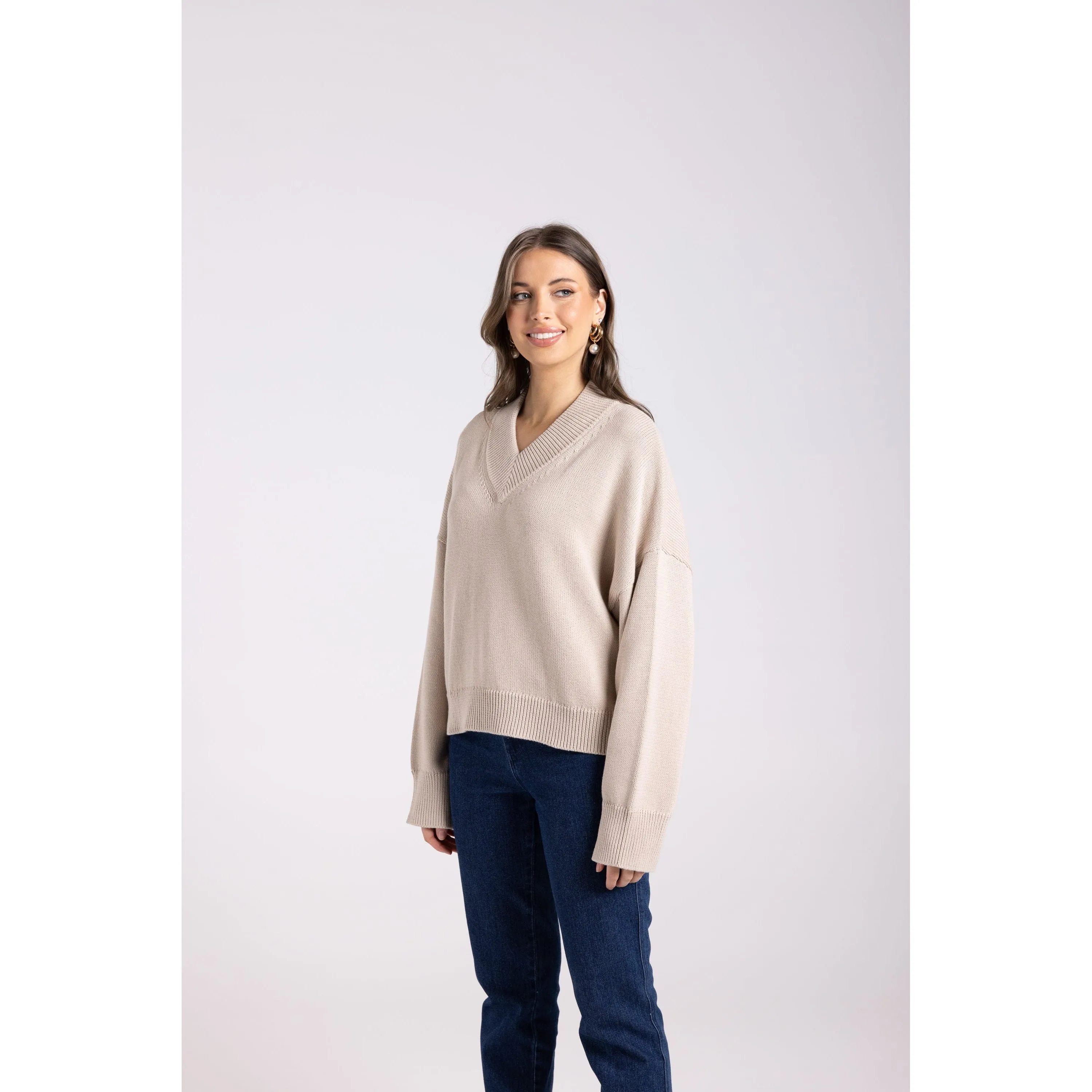 TWO T's | High V Neck Knit