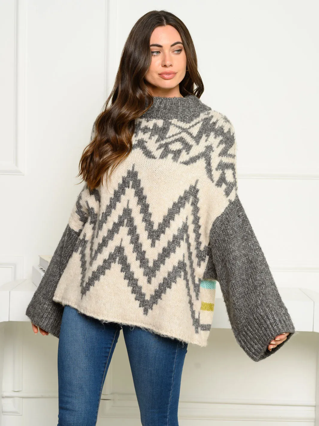 WOMEN'S LONG BELL SLEEVE COLORBLOCK MULTI PRINT SWEATER