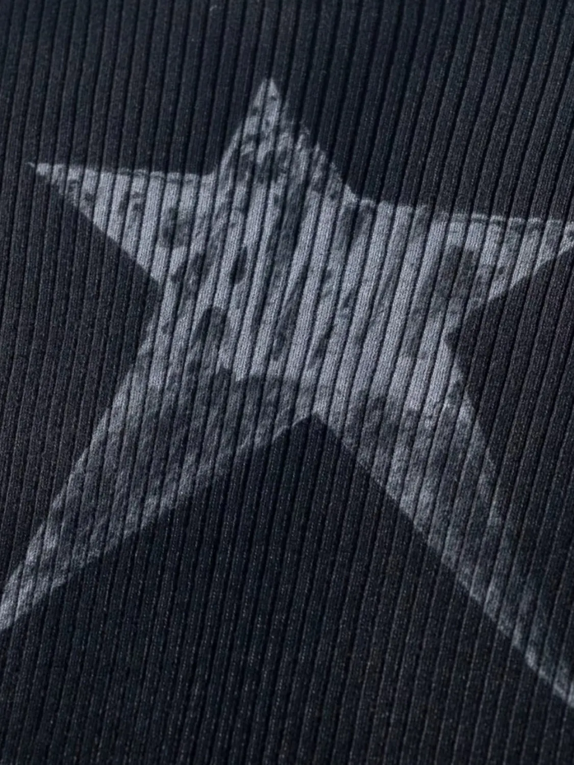 Y2K Grunge Star Ribbed Top